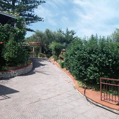 Center Close Sea Veiw