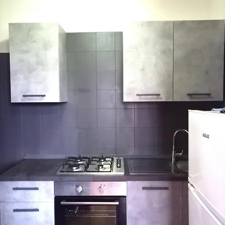 Center Close Sea Veiw Apartment Cefalu