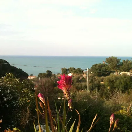 Center Close Sea Veiw Apartment *
