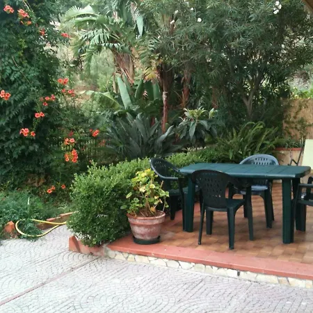 Center Close Sea Veiw Apartment *