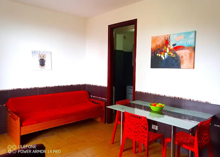 Center Close Sea Veiw