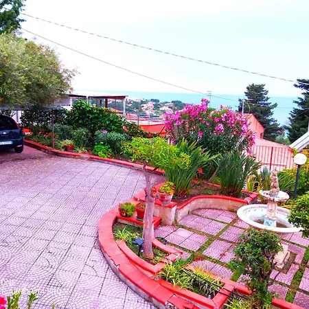 Center Close Sea Veiw *