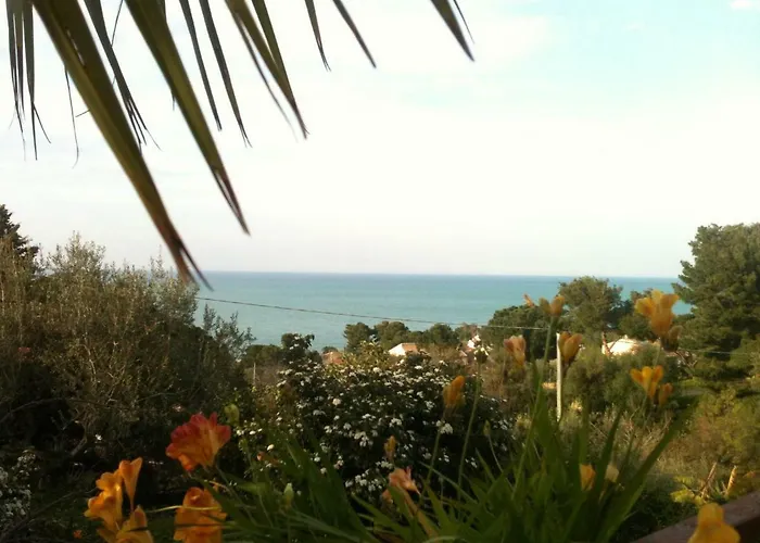 Center Close Sea Veiw *