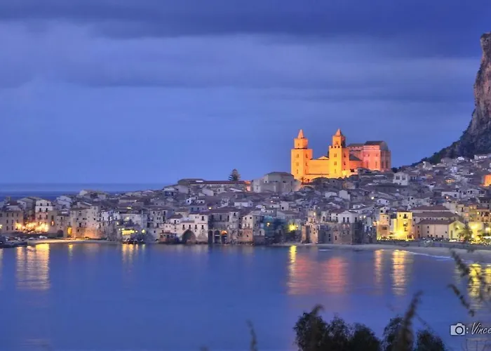 Center Close Sea Veiw Cefalù
